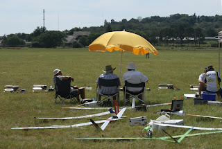 Very relaxed scene in the Oldies camp