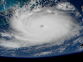 Badai 'Monster' Dorian Terjang Bahama, Kecepatan Angin Capai 295 Km/Jam