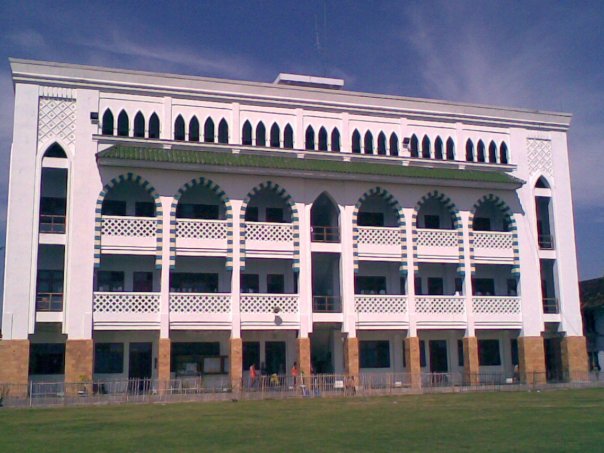 Universitas Wahidiyah Ponpes Kedunglo Kediri ~ Berita 