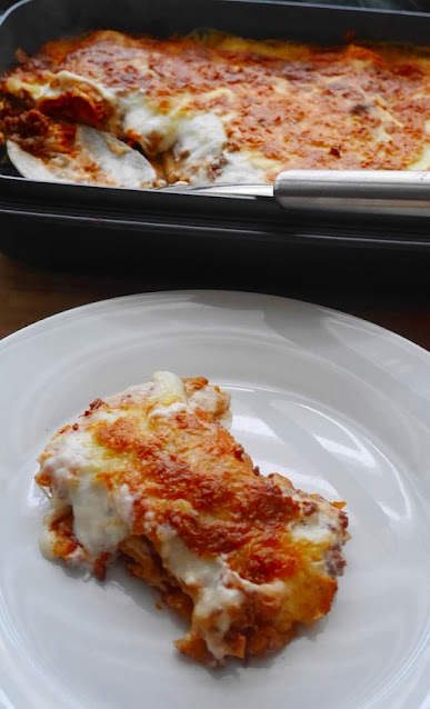 Lasagne, so wird sie perfekt mit dem Thermomix. Eure Gäste werden begeistert sein.