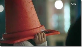 Pinocchio.E02.mkv_003488565_thumb[1]