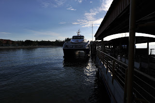 Kapal Ferry Di Pulau Bintan