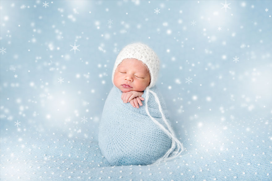 35 Cute Babies Celebrating Their First Ever Christmas (Pictures)