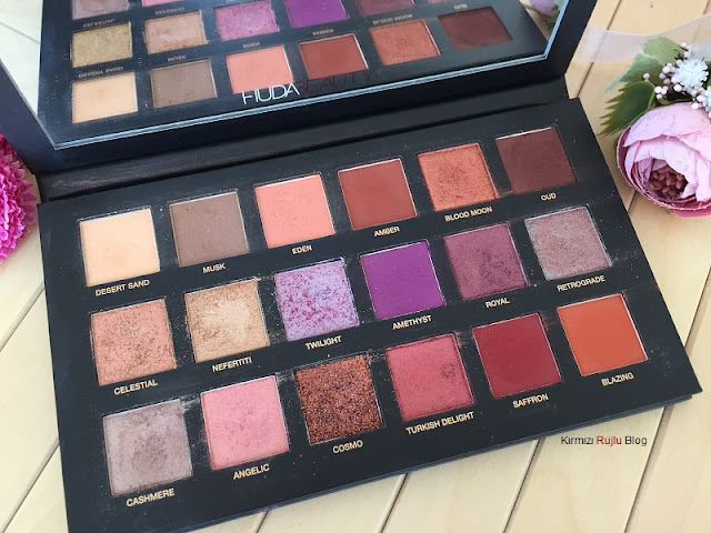 Huda Beauty Desert Dusk 