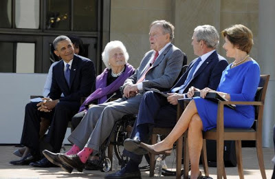 Former President George H.W. Bush wore pink to the dedication of his son's presidential library.