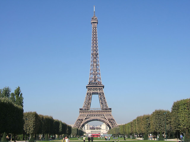  Fakta Menarik Tentang Menara Eiffel Yang Akan Membuat Anda Terkejut 8 Fakta Menarik Tentang Menara Eiffel Yang Akan Membuat Anda Terkejut