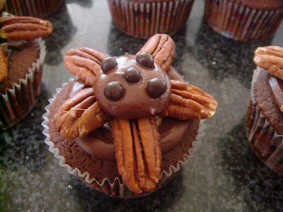 Mud turtle cupcakes