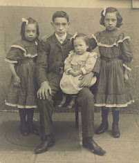 Photo des 4 enfants survivants de Alexandre Georges Sirejean et de Louise Chalvet