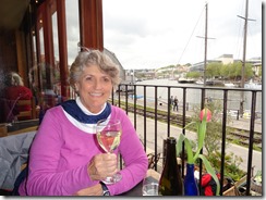 Elaine at a lovely riverside cafe "The Olive Shed" we had a wonderful vegan plate - Tortilla, Spinach & Goat’s Cheese Pithivier, Carrot & Carraway Puree, Baba Ganoush & Pita - outstanding