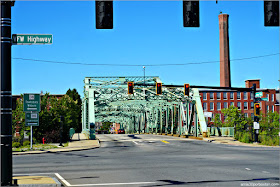 Cox Bridge, Lowell