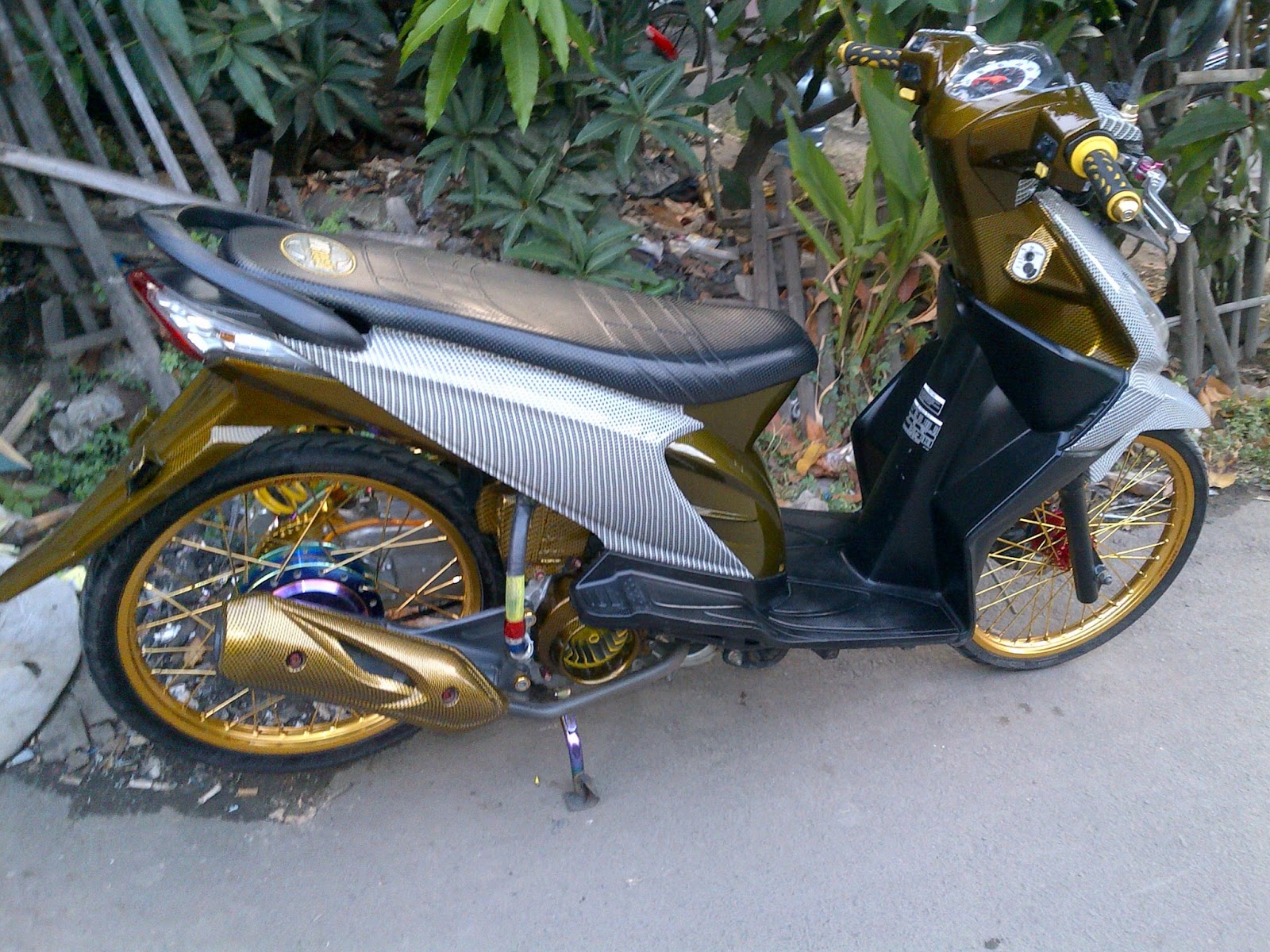 Mio Carbon Printing Honda Beat Carbon