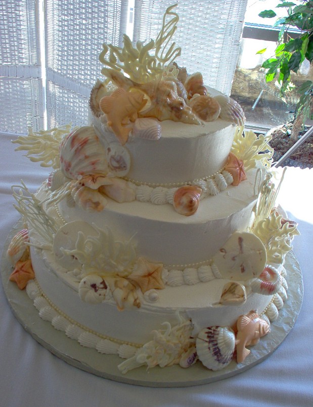 beachy wedding cake
