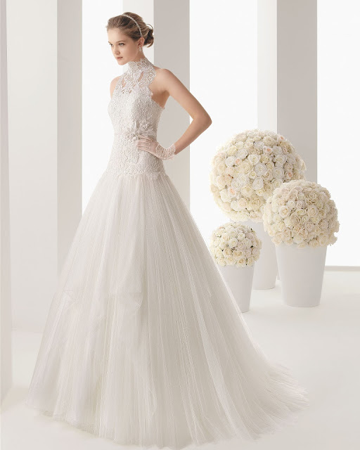 High-Neck-Appliques-Train-Wedding-Dress-with-Glove