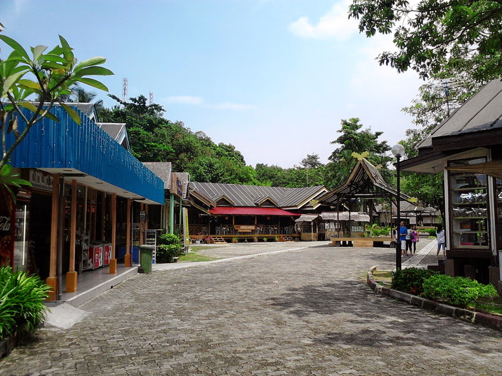 Selvy Erline: Wisata Pulau Bintan : Kampoeng Lagoi dan 