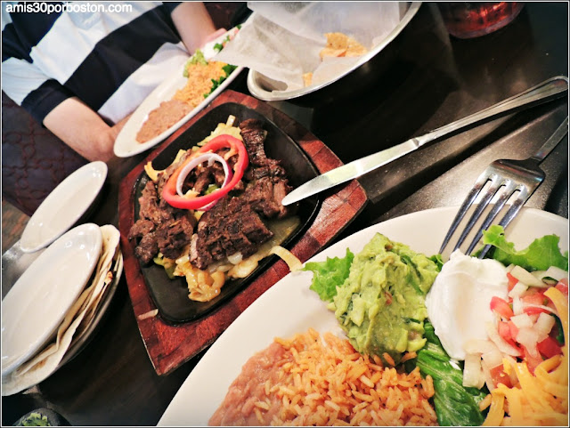 Fajitas de Ternera en el Restaurante El Fenix de Dallas