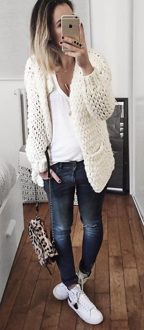 casual style obsession : white knit cardigan + top + rips + bag + sneakers