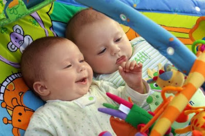 Cute Babies Playing Pictures