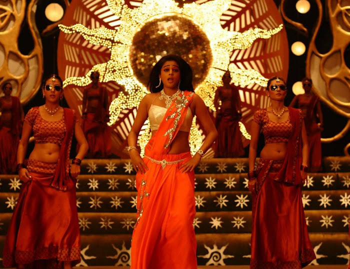 priyamani in saree actress pics
