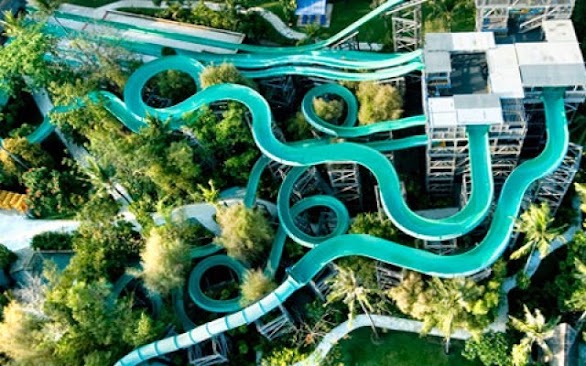 3 Water Park Terbaik dan Terbesar di Indonesia