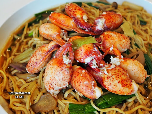 CHINESE NEW YEAR 2020 Menu - E-Fu Noodles With Canadian Lobster Claws And Spring Onions