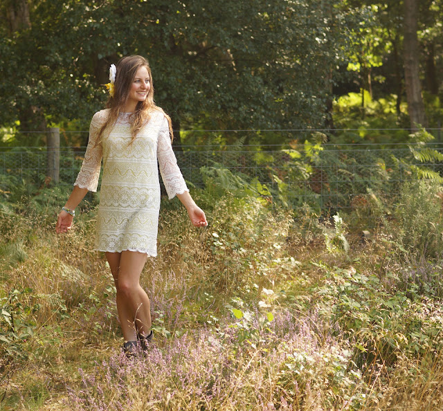 the perfect white lace dress in the countryside