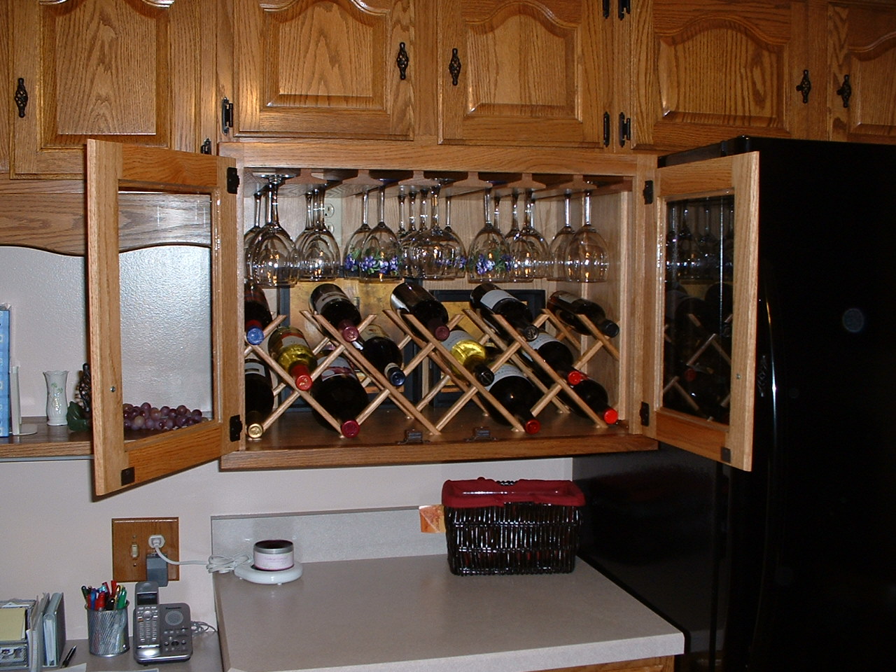 build a wine cabinet