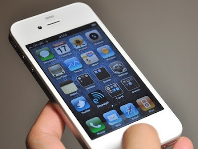 Apple Iphone 4 White Wallpapers