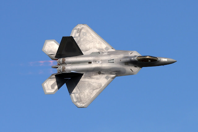 f-22 raptor afterburner