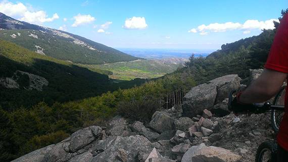 Unas fotos de nuestra ruta por la Hoya de San Blas - Mayo 2013