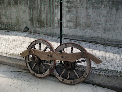 Antico carro a due ruote