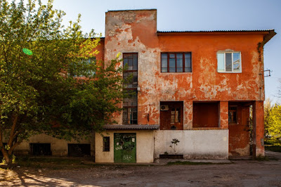 Херсонский элеватор. Комплекс зданий. Фото Стас Остроус. Источник Fb KHERSON MODERNISM