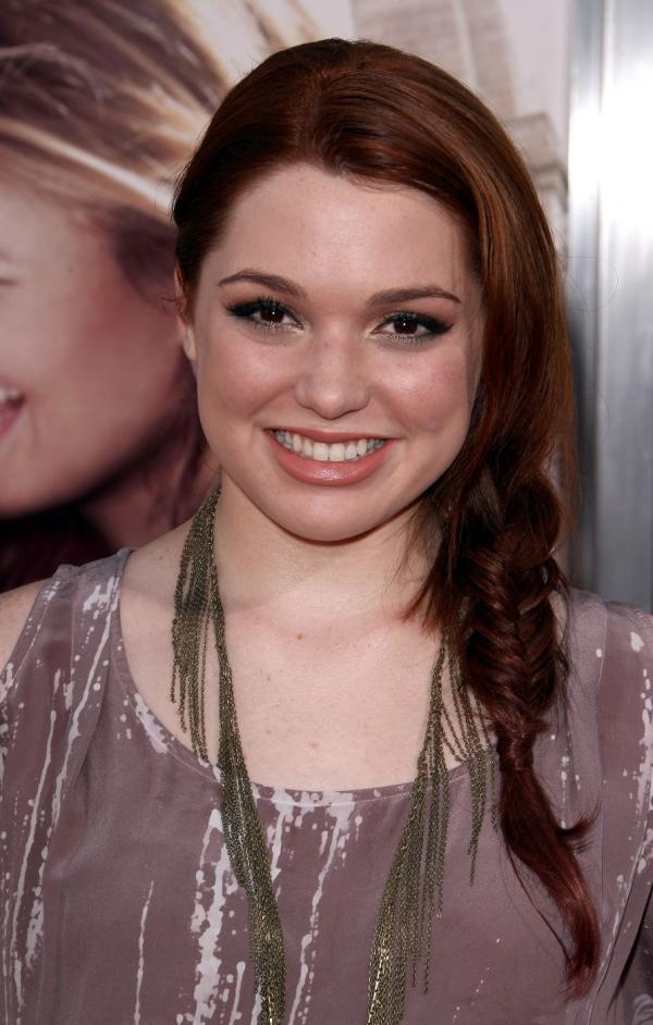 Jennifer Stone was spotted at the Hollywood premiere of Going the Distance