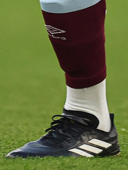 Aspirar difícil panorama Declan Rice Wears Unreleased Next-gen Adidas Copa Pure Boots in Official  Match, Leaks New Colorway - Footy Headlines