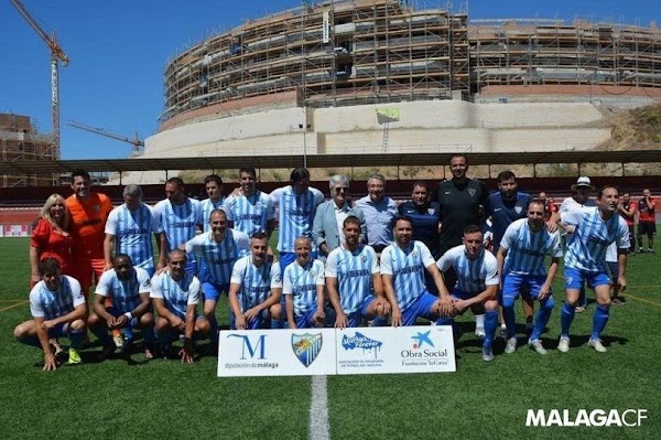 El Málaga Forever juega en el Rincón de la Victoria un partido benéfico