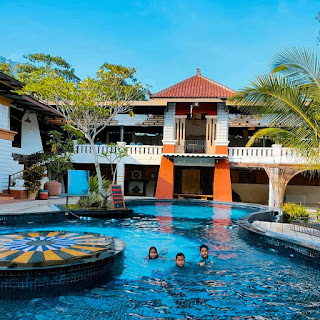 villa  resort bogor sukabumi kolam renang