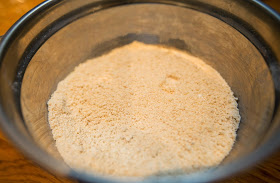 almond and oat flour