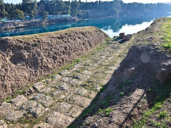 Βγαίνει στην επιφάνεια ένα από τα σημαντικότερα έργα μηχανικής των αρχαίων Ελλήνων