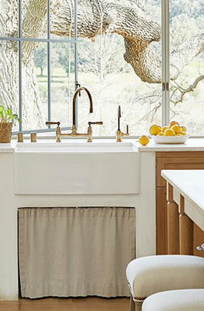 Modern farmhouse kitchen with farm sink - Patina Farm - Giannetti Home - found on Hello Lovely Studio