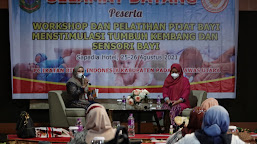 Tingkatkan Kemampuan Kader, PC IBI Paluta Gelar Workshop dan Pelatihan Pijat Bayi dan Stimulasi Sensori