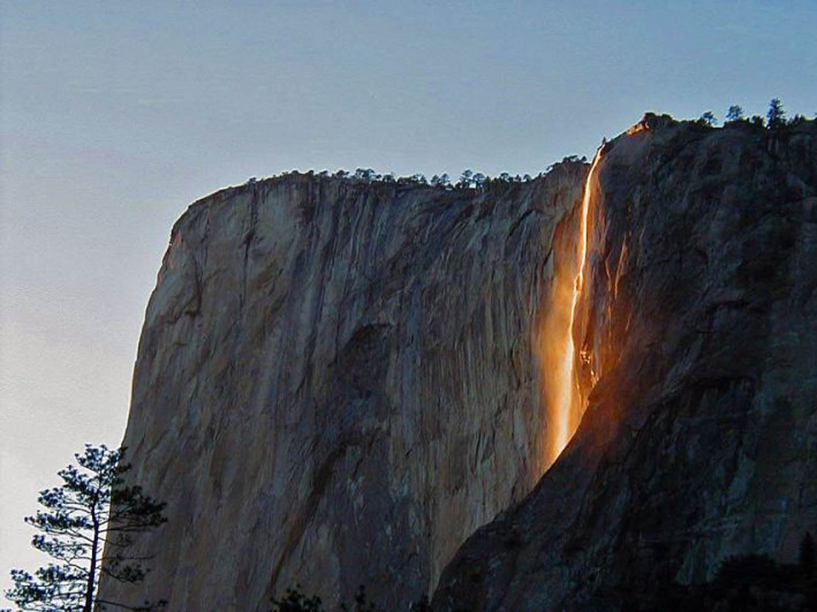 Horsetail Falls Yosemite National Park California | 2013 Wallpaper