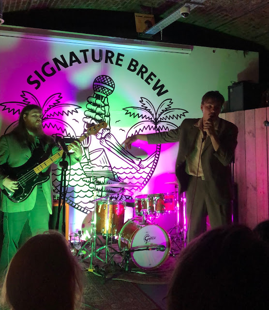 Enjoyable Listens live at Signature Brew Haggerston in London - The Remedy - June 16, 2022