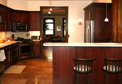 cherry kitchen cabinets