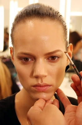 Model-Freja-Beha-Erichsen-Shares-Her-Top-Beauty-Secrets-with-Teen-Vogue