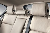 BMW 1 Headrests in centre