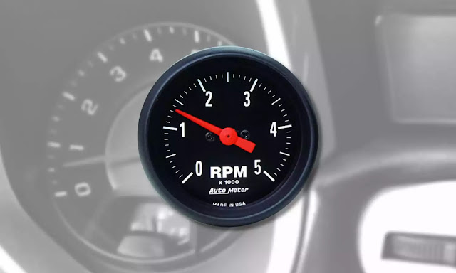 Que signifie "RPM Moteur"?