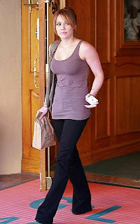 Hilary Duff Prancing Around Beverly Hills