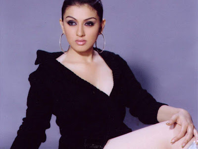 Actress Hansika Motwani Hot Wallpapers