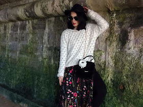 fashion, moda, look, outfit, blog, blogger, walking, penny, lane, streetstyle, style, estilo, trendy, rock, boho, chic, cool, casual, ropa, cloth, garment, inspiration, fashionblogger, art, photo, photograph, Avilés, asturias, flower, embroidered, zara, HyM,