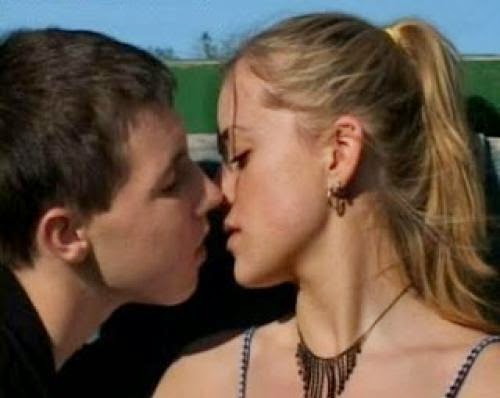 How To Make Someone Kiss You