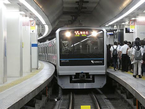 【昨日の台風の結果→】各駅停車　海老名行き 3000形3色LED